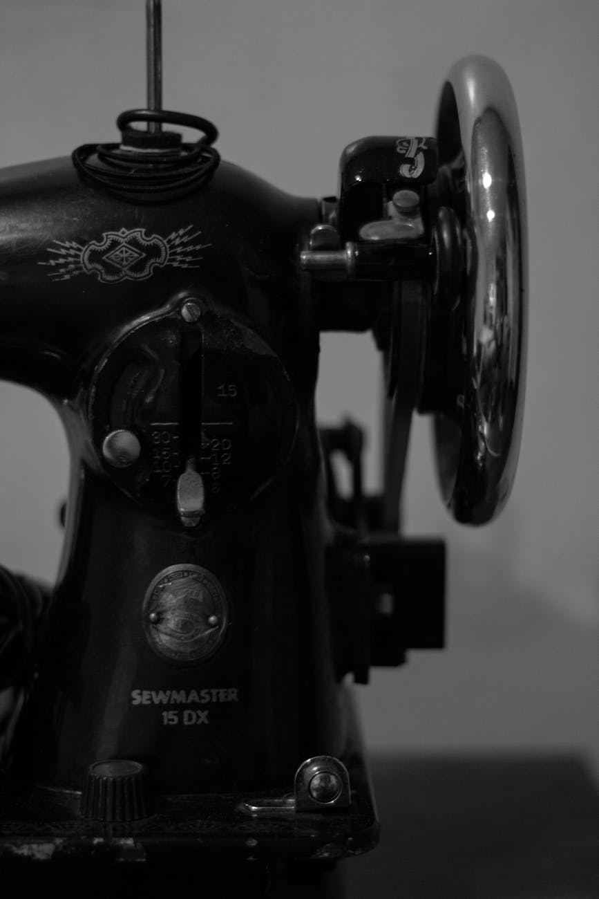 sewing machine in black and white