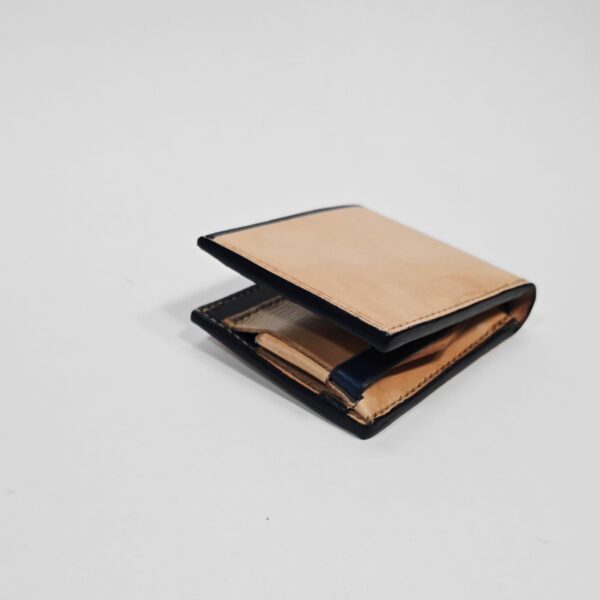 Nude Bifold - Image 2